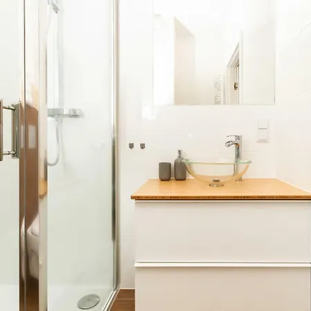 Zajezdnia Wrzeszcz Grudziadzka By Renters Gdańsk