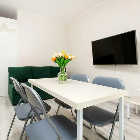 Lägenhet Zajezdnia Wrzeszcz Grudziadzka By Renters Gdańsk